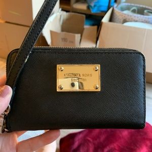 Michael Kors wristlet